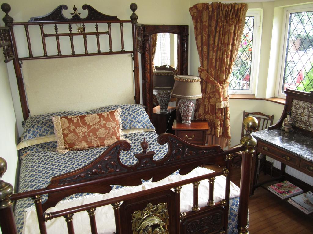Killyon Guest House نافان الغرفة الصورة